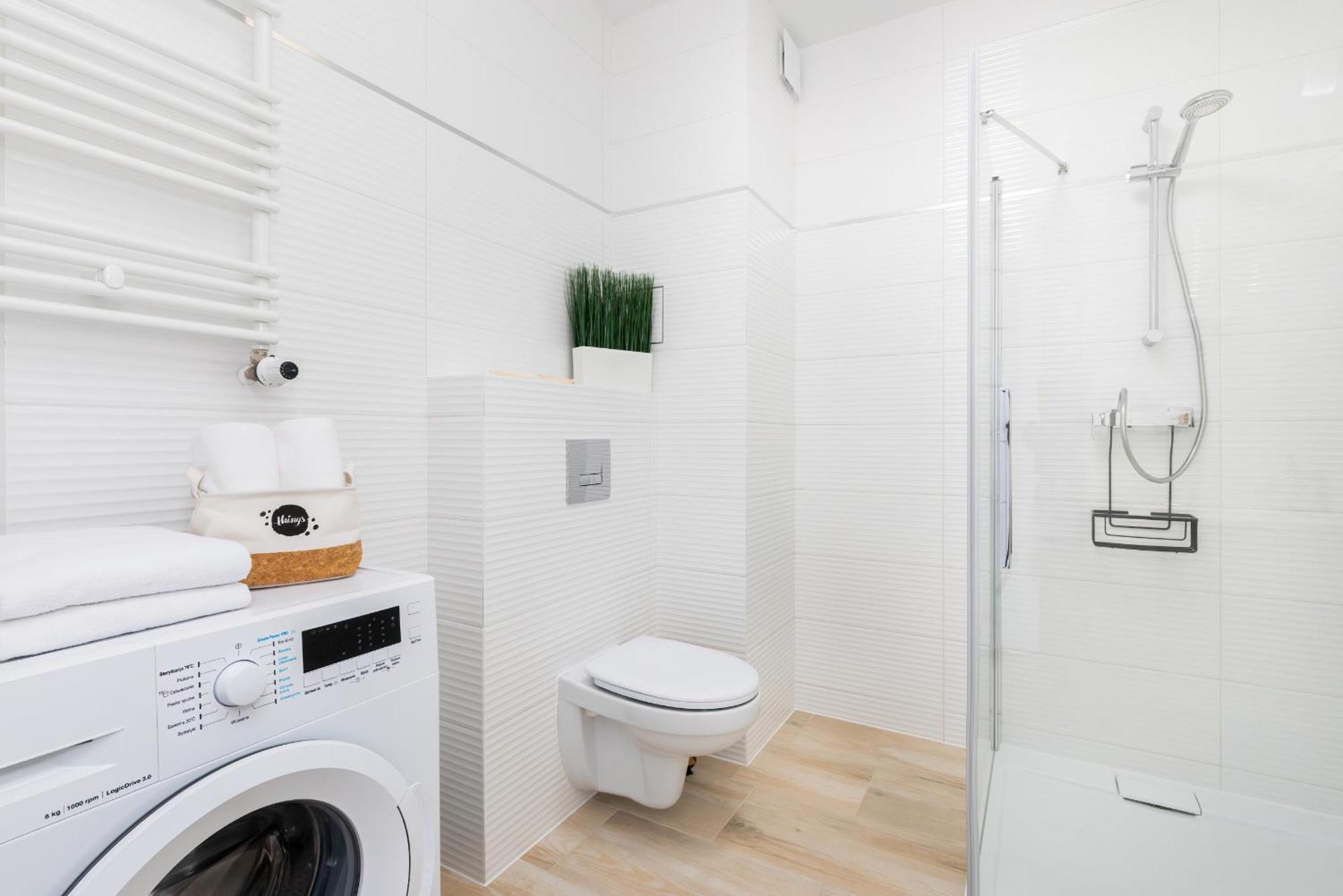 Sunny Apartments With Parking & Balcony Luzycka By Noclegi Renters 슈비노우이스쳬 외부 사진