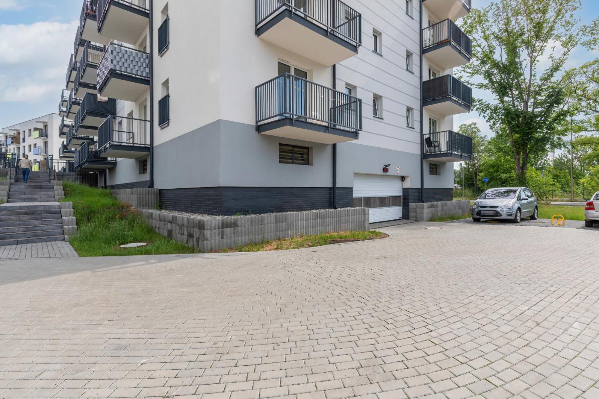Sunny Apartments With Parking & Balcony Luzycka By Noclegi Renters 슈비노우이스쳬 외부 사진